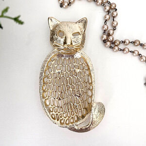 Delagar Gold Tone Metal Cat Trinket Jewelry Dish Winking Kitty Cat USA Vintage